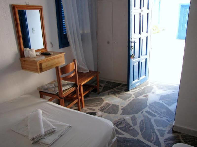 Marousi Rooms Perissa  Exterior foto
